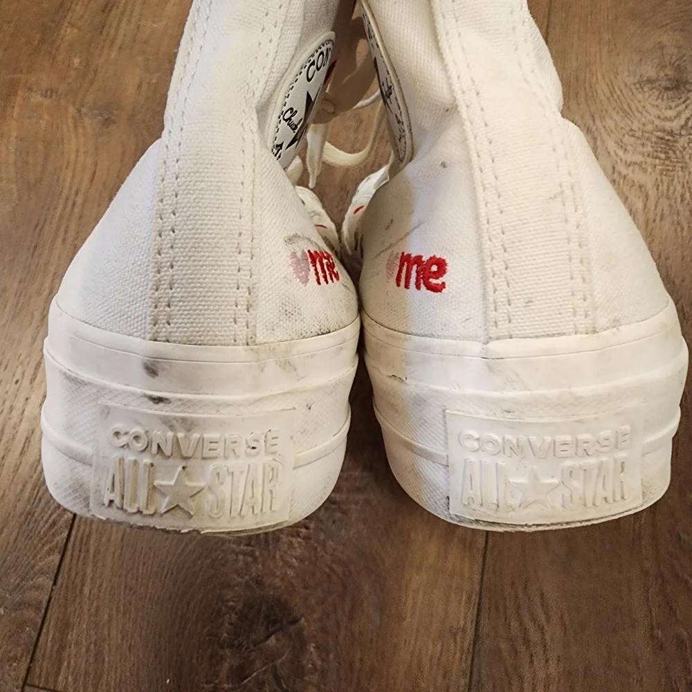 Converse Chuck Taylor All Star Platform Valentine's Day Hearts Hi Rise size 10